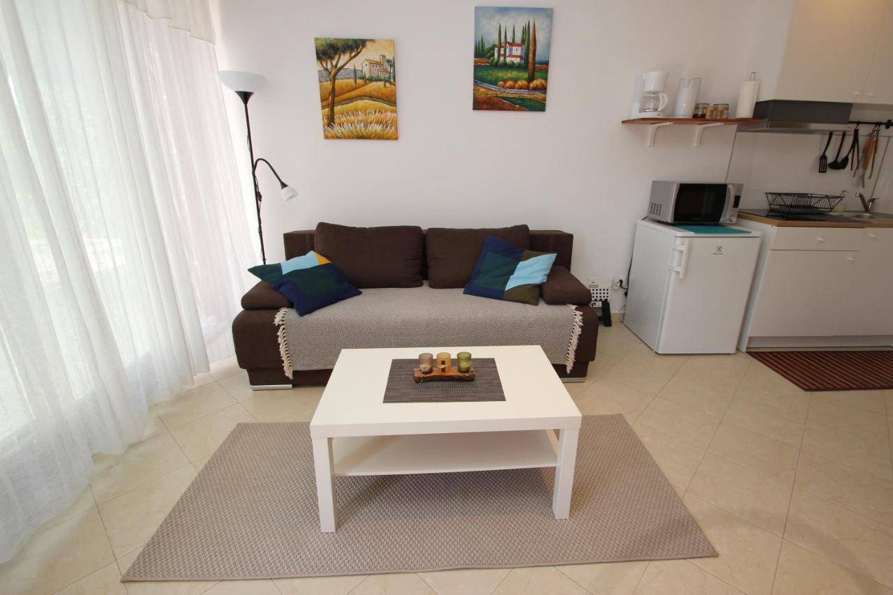 Apartment Luigi โปเรช ภายนอก รูปภาพ