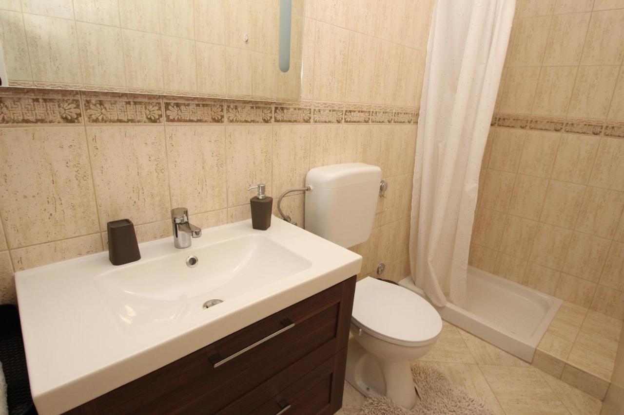 Apartment Luigi โปเรช ภายนอก รูปภาพ